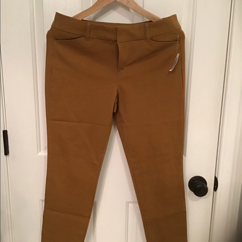 Brand New Old Navy Pixie Pant